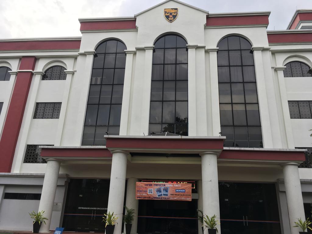 Moontel Homestay @ Vista Angkasa Kuala Lumpur