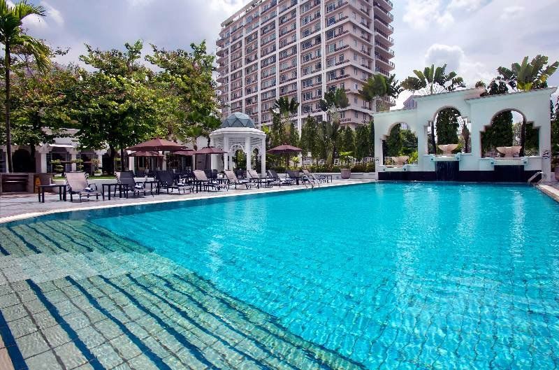 Istana Centre Hotel 5*