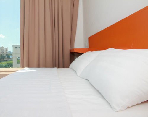 1 Kuchai Hotel 3*
