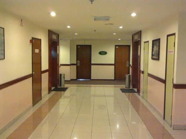 Caliber Hotel 3*