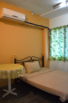 Seven Nite Hotel 2*