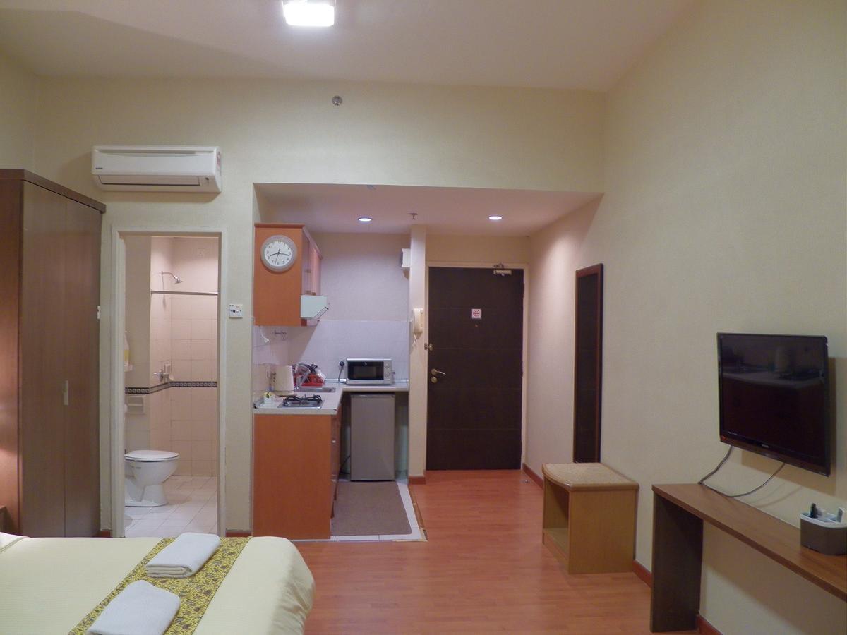 Maytower Apartment *