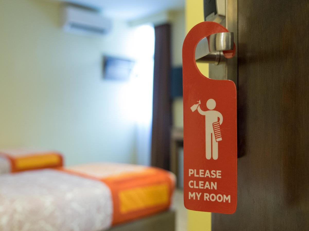 Oyo 142 Sh Kota Damansara Hotel *