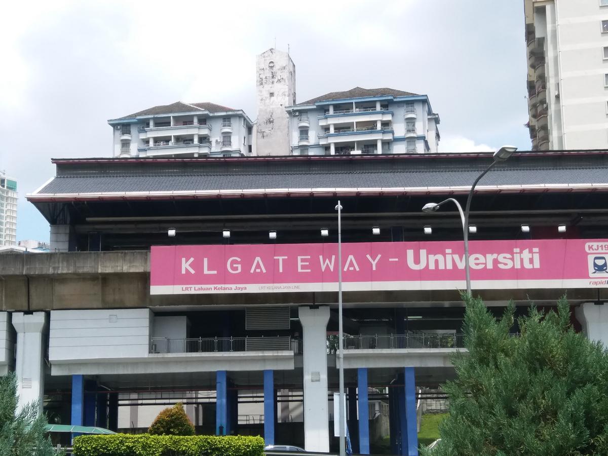 Kl Gateway Aparthotel