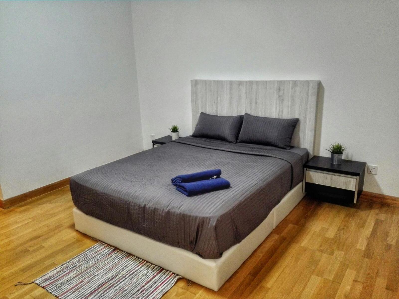 Clover Apartment *