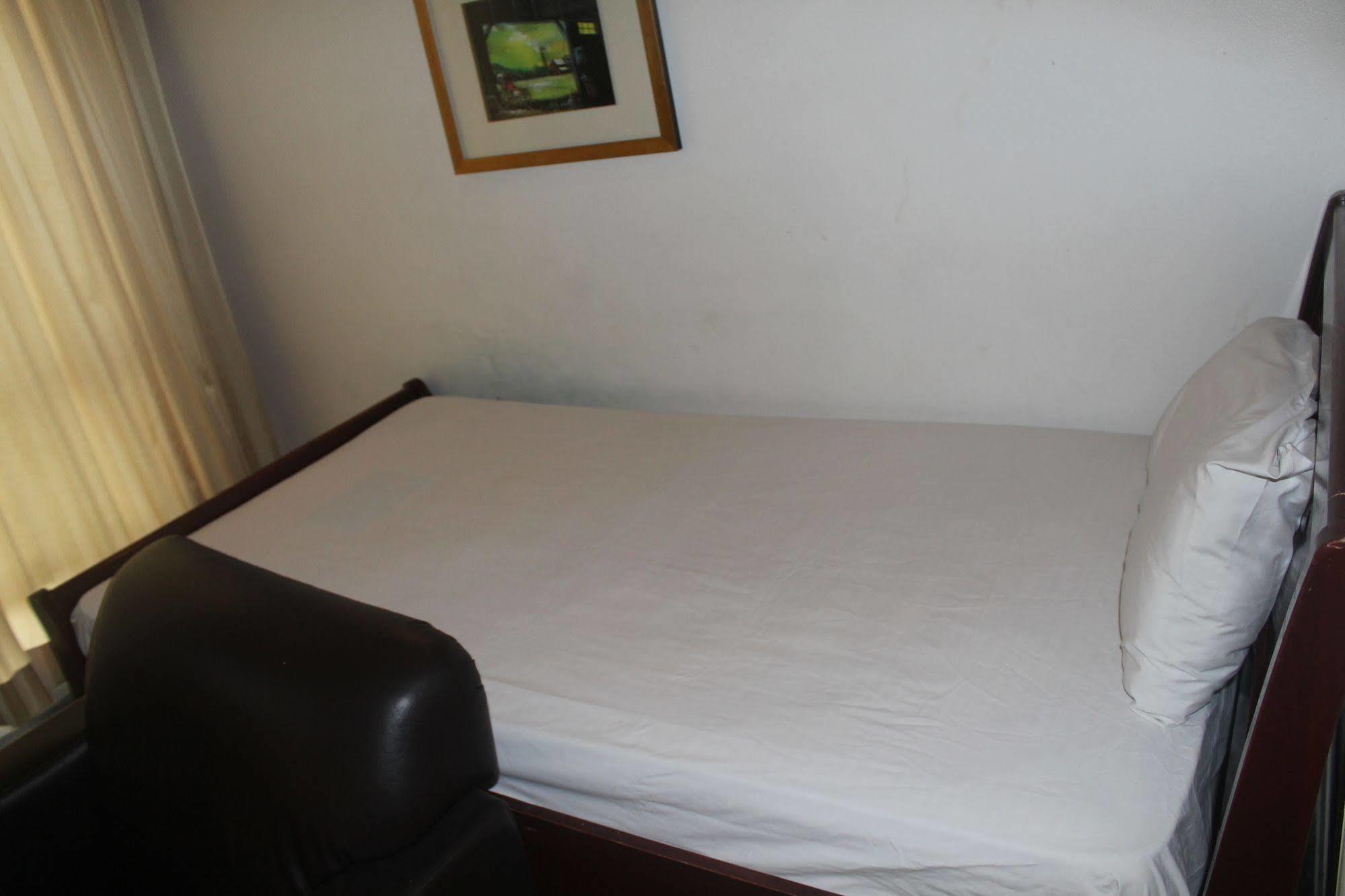 Hotel Excellent Service At Times Square 4*