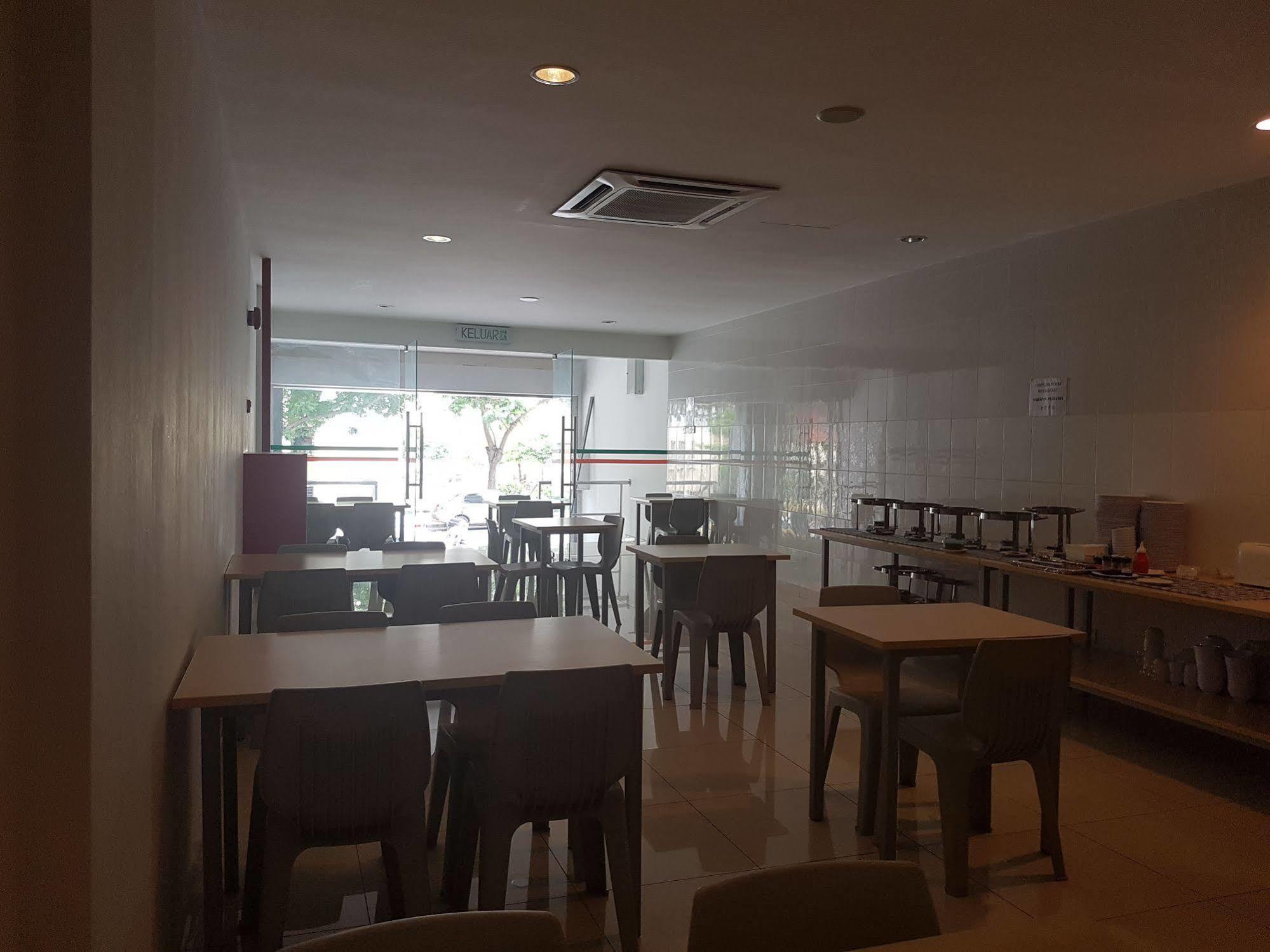 Swing & Pillows - Kl Sg Besi Formerly Known As U Pac Kuala Lumpur