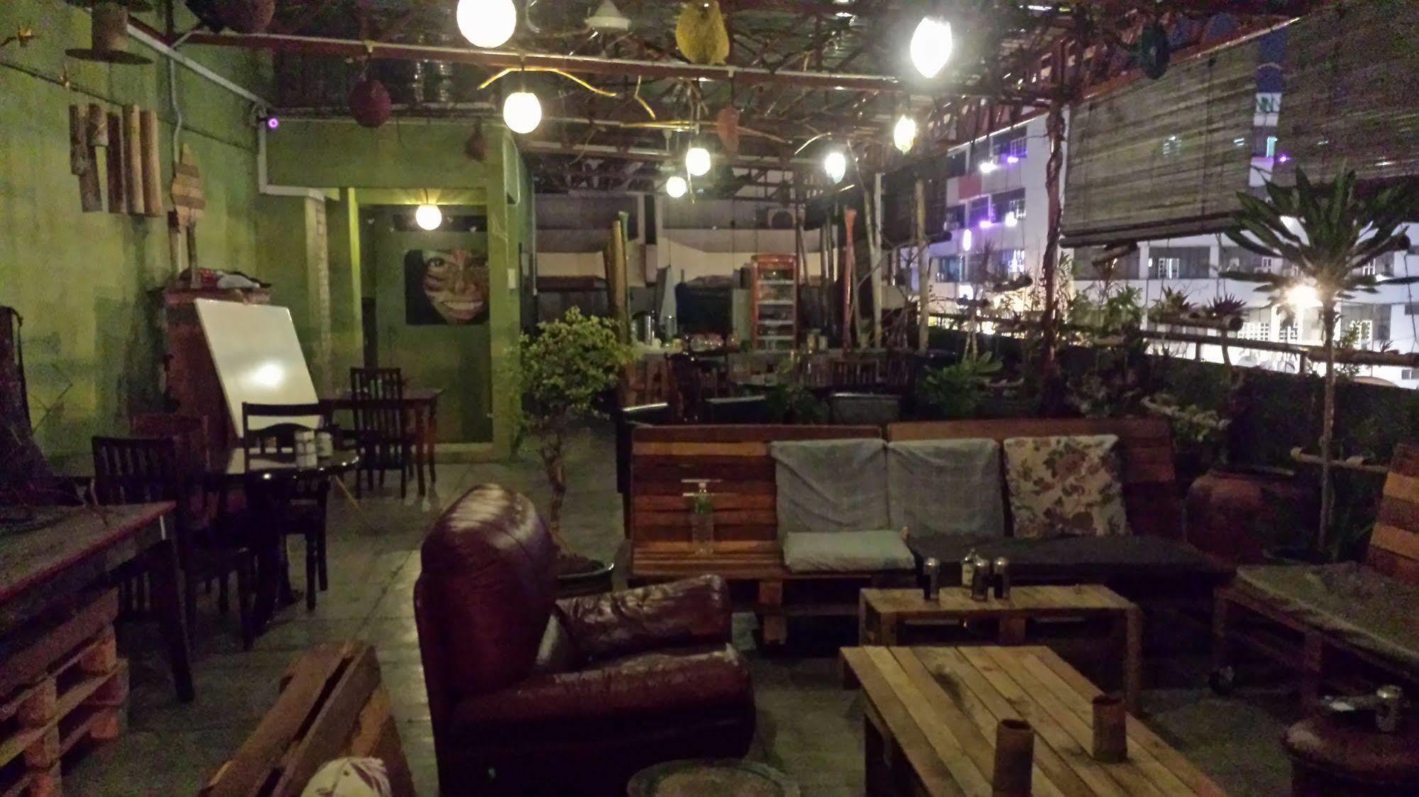Birdnest Guesthouse, Gaia Rooftop Cafe
