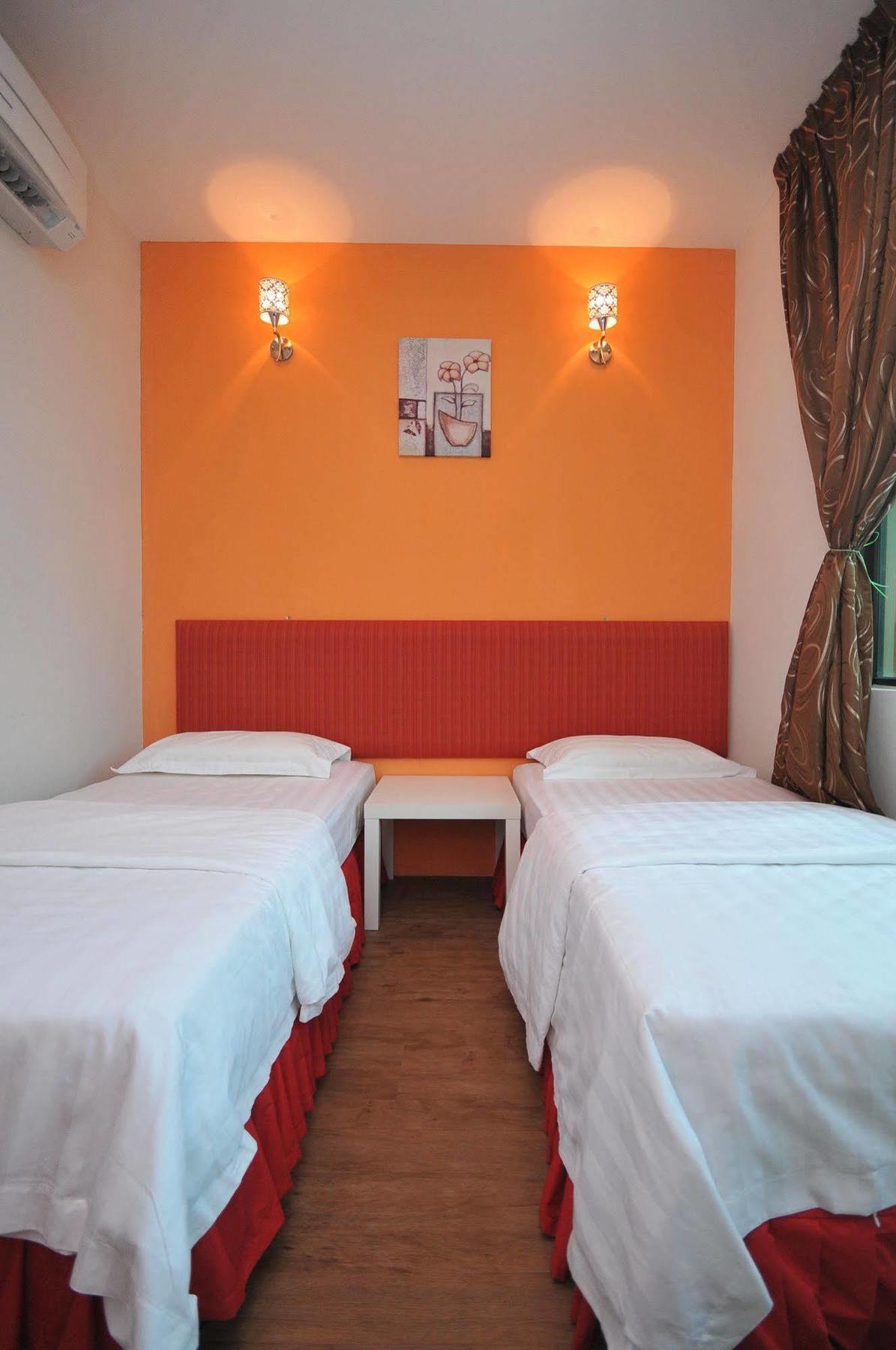 First Centro Hotel Khách sạn *