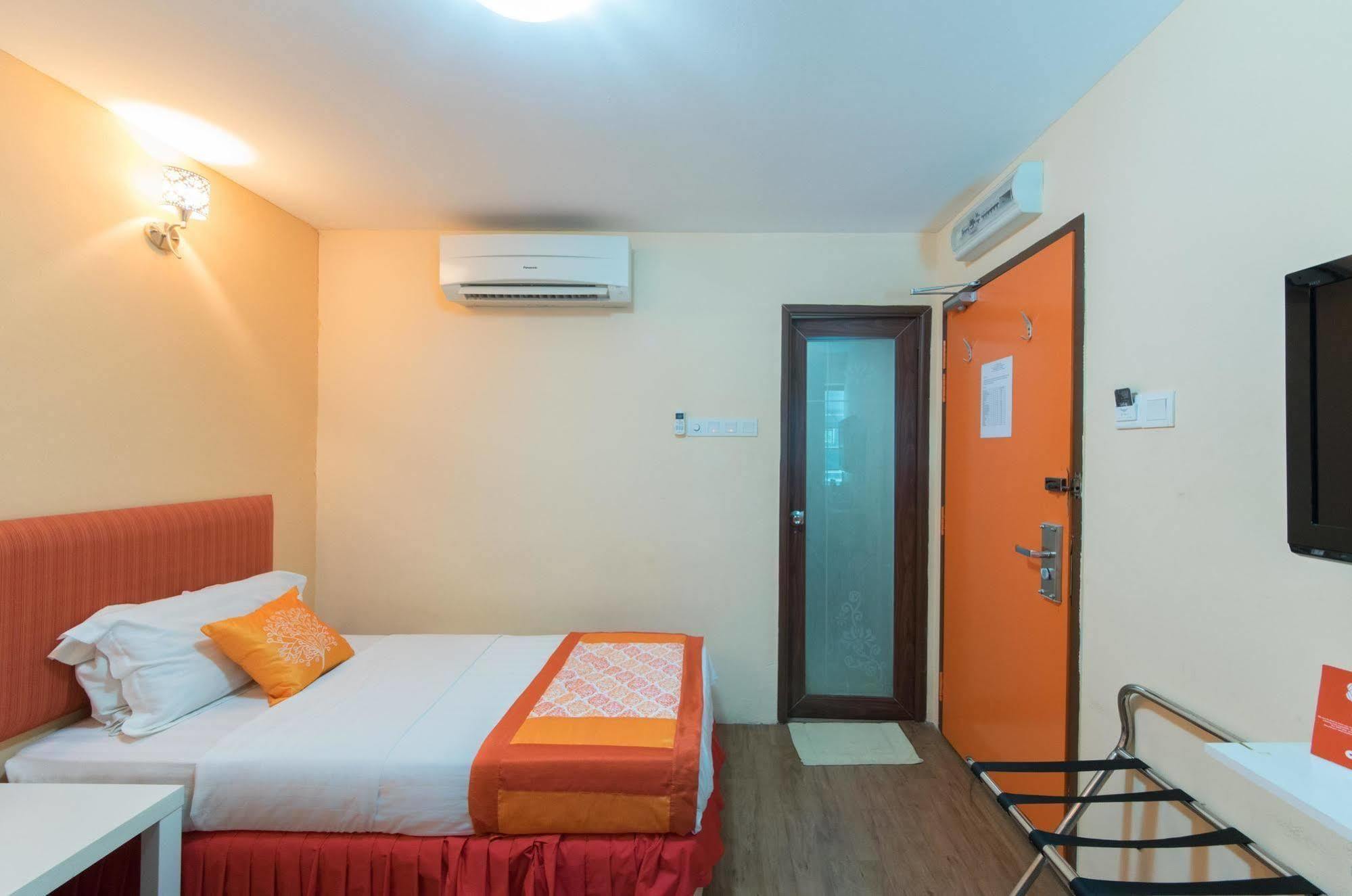 Khách sạn First Centro Hotel Kuala Lumpur