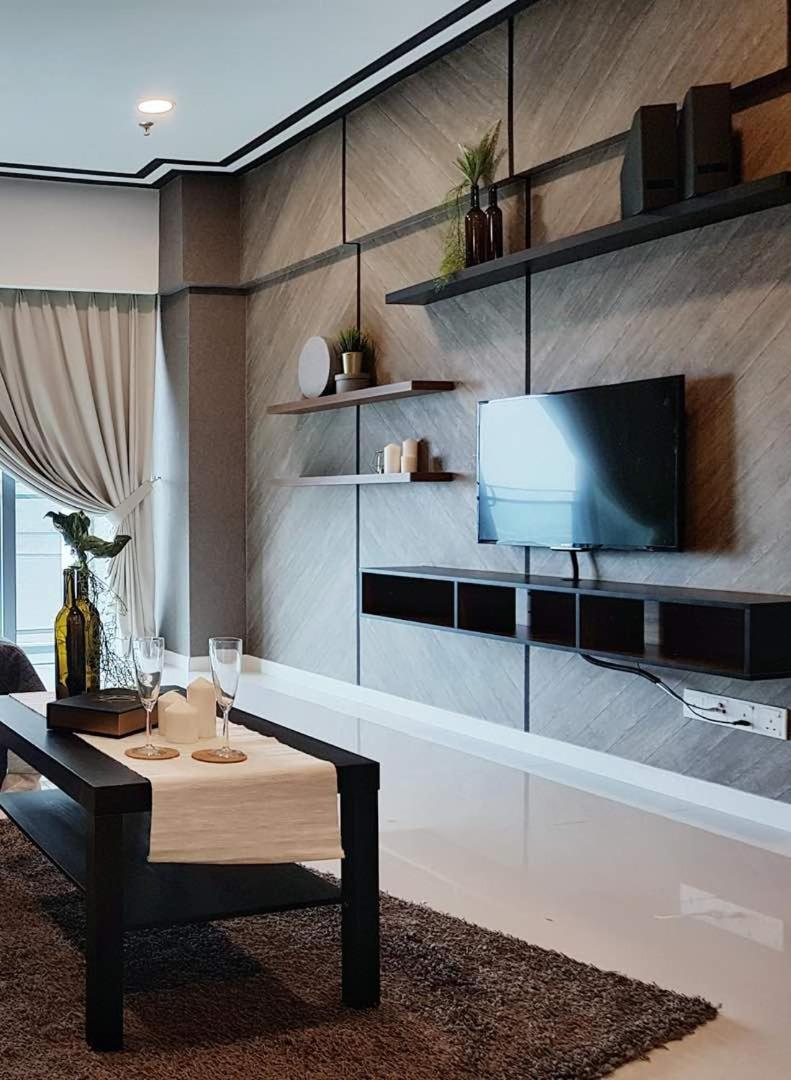 Sapphire House *