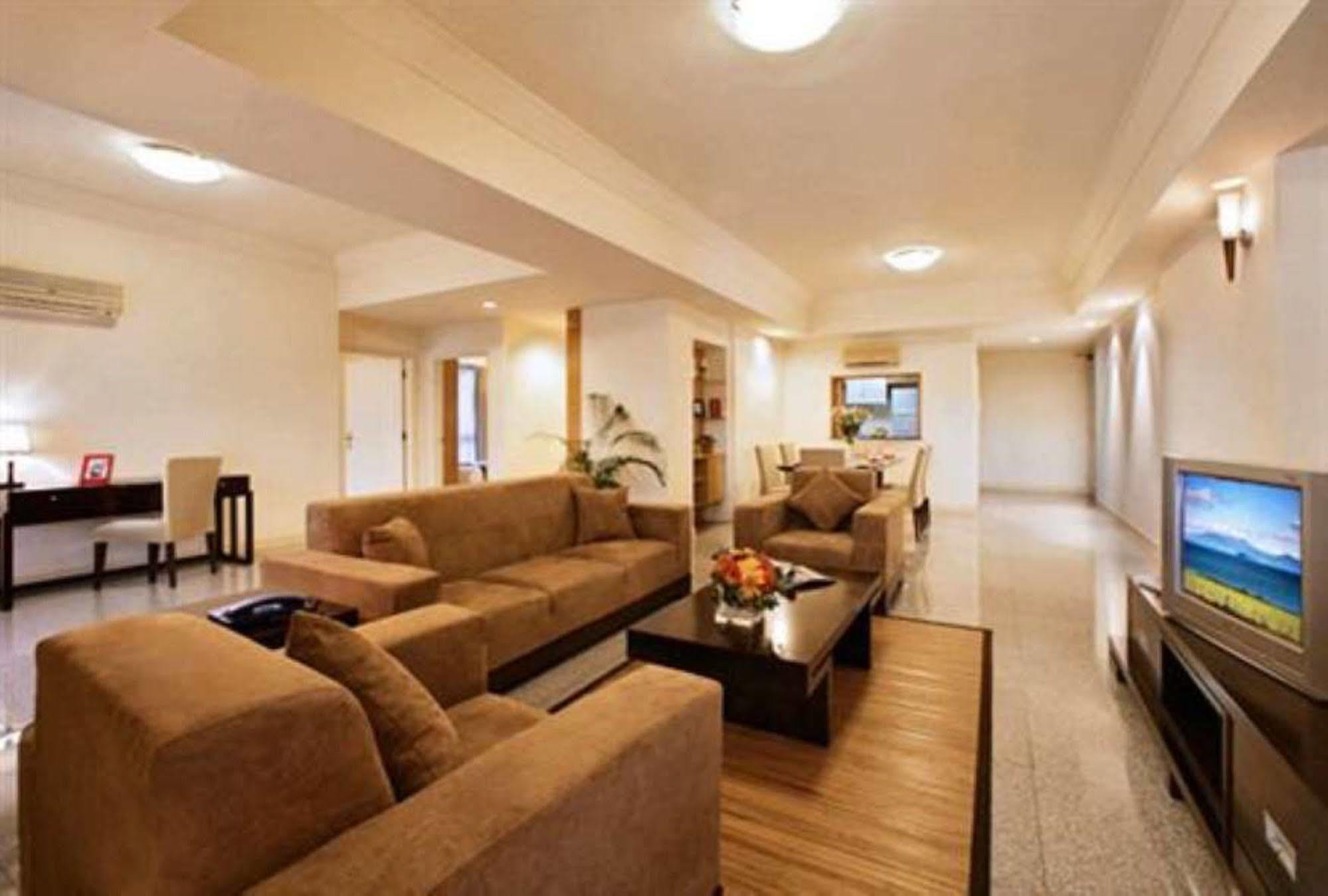 Apartment Sri Tiara Residences *