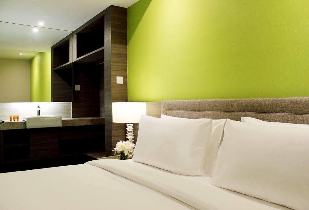 Cosmo 4* Kuala Lumpur