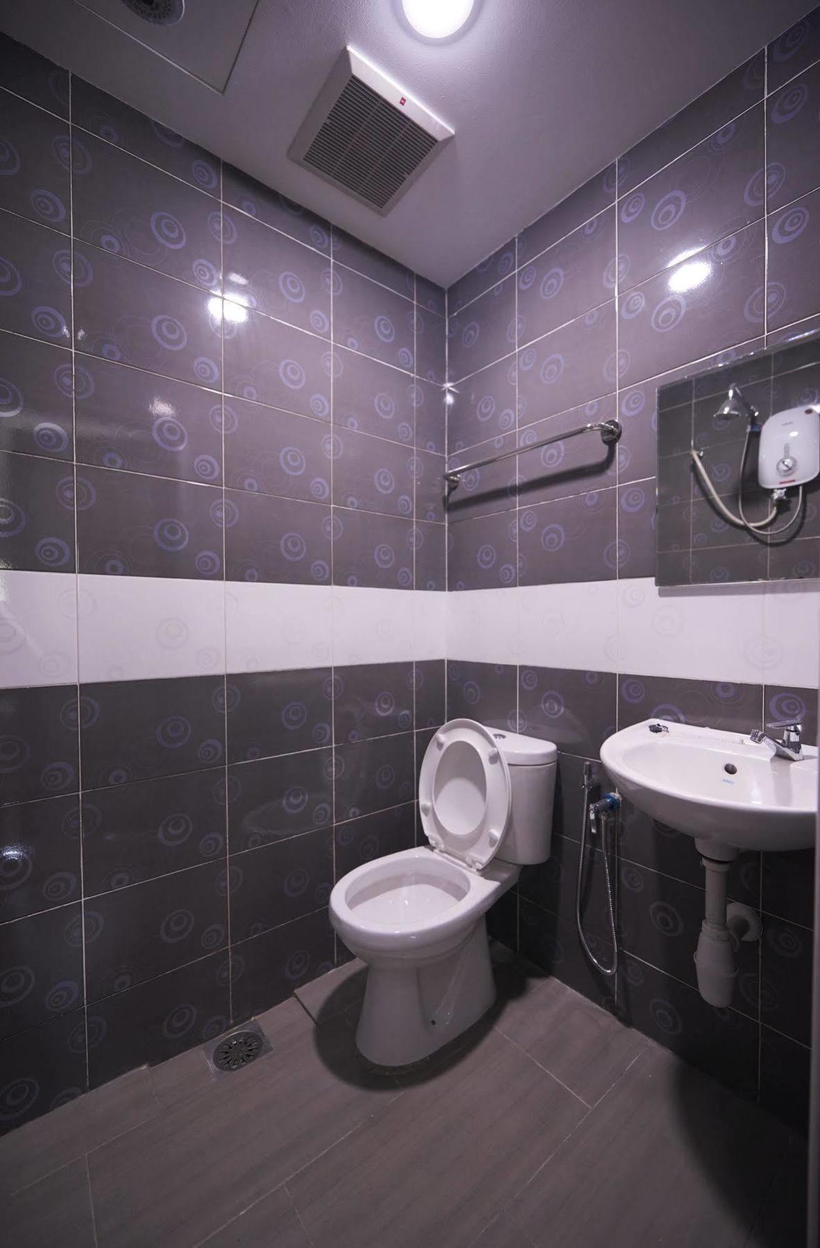 Hotel Ipoh Road 2*