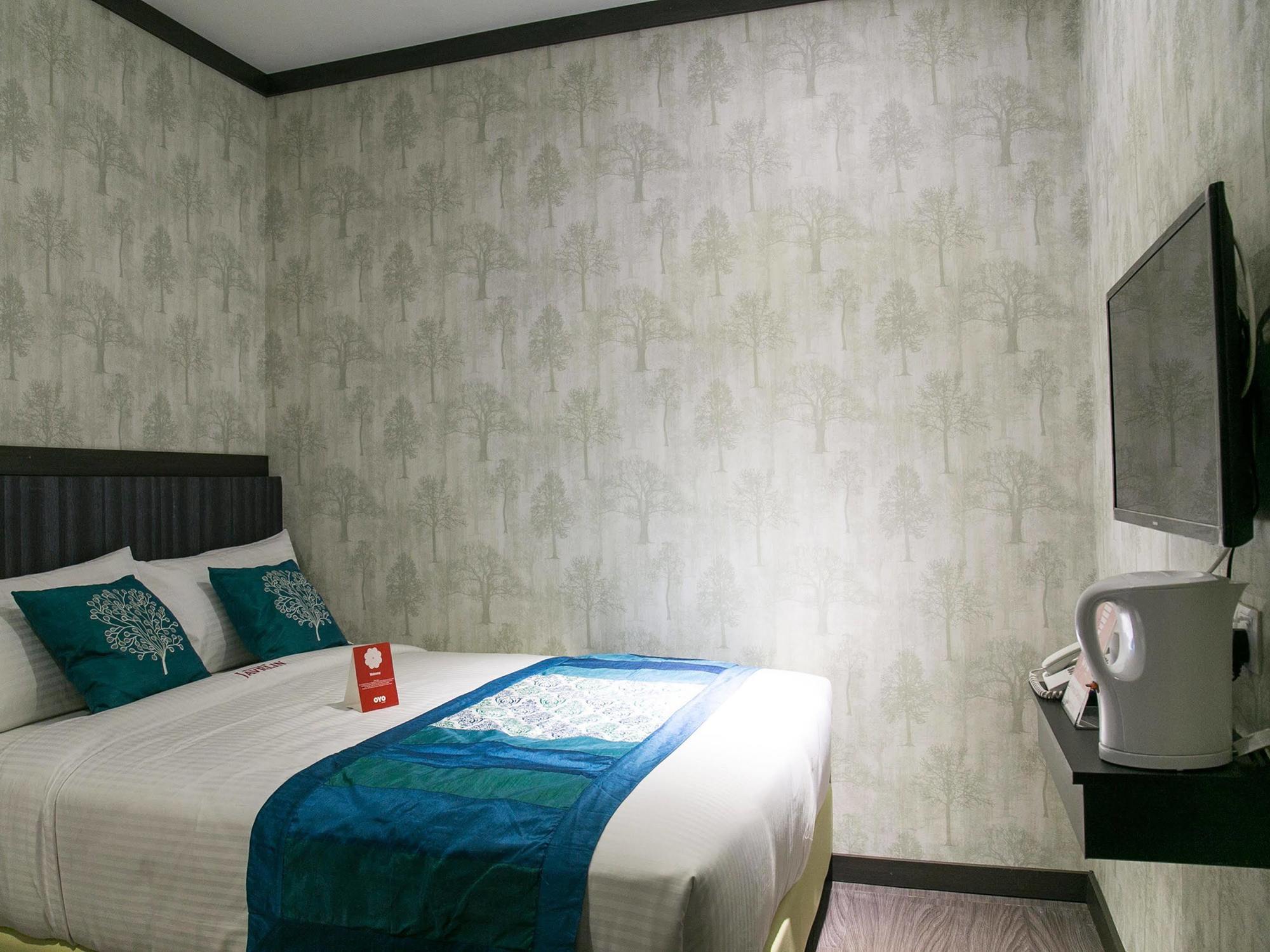 Oyo Premium Changkat Bukit Bintang 3*