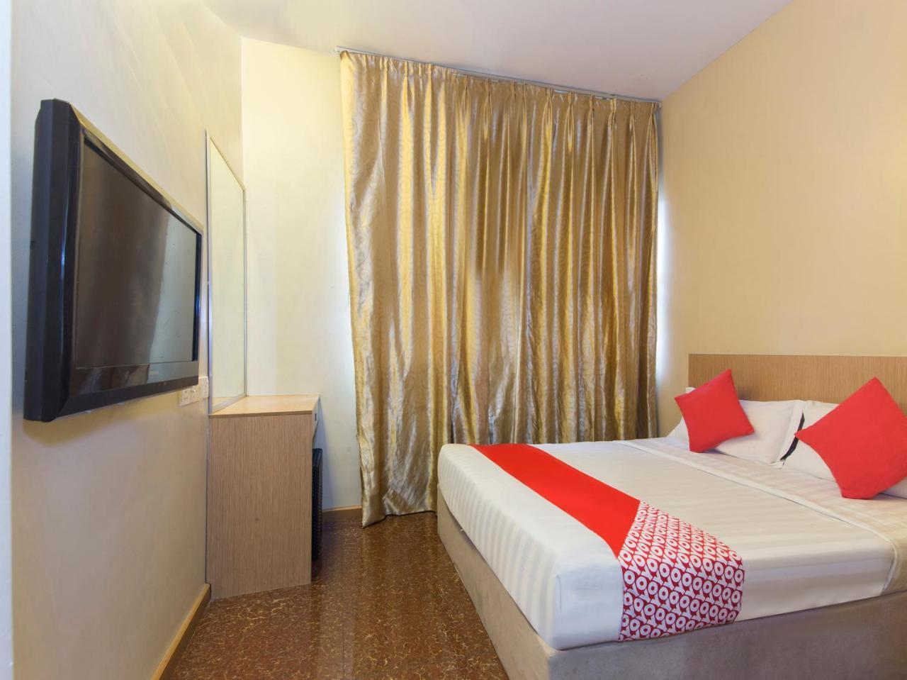 Hotel Oyo 422 Reno 2*