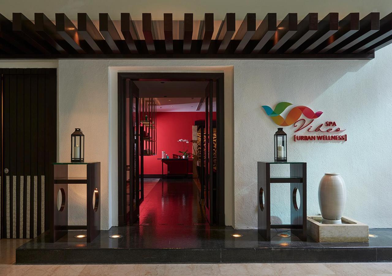 Pullman Centre & Residences Hotel 5*