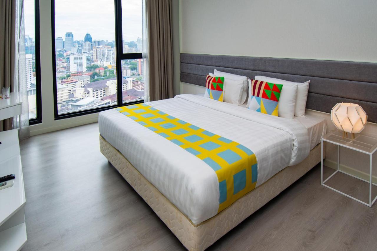 Oyo 466 Studio Expressionz Suites Kl Tower View From Infinity Pool * Kuala Lumpur