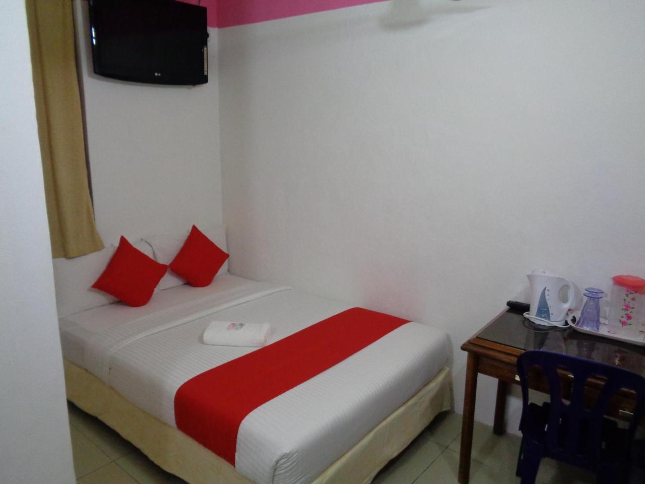 Hotel Mah Lanu 2*