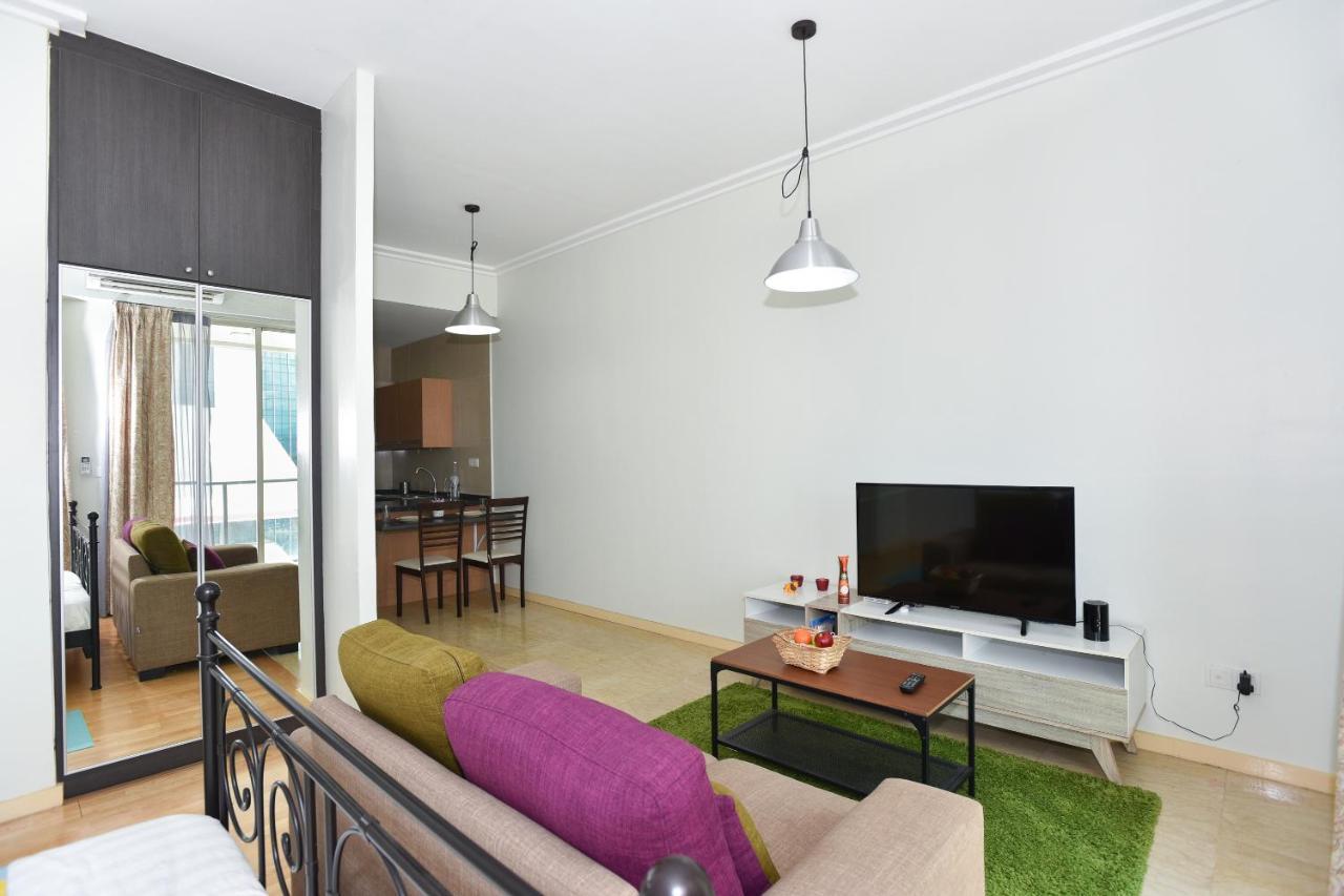 Apartment Oyo Home 651 Premium Studio 231 Tr Suite *