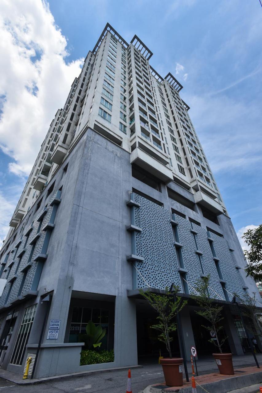 Oyo Home 651 Premium Studio 231 Tr Suite Apartment *