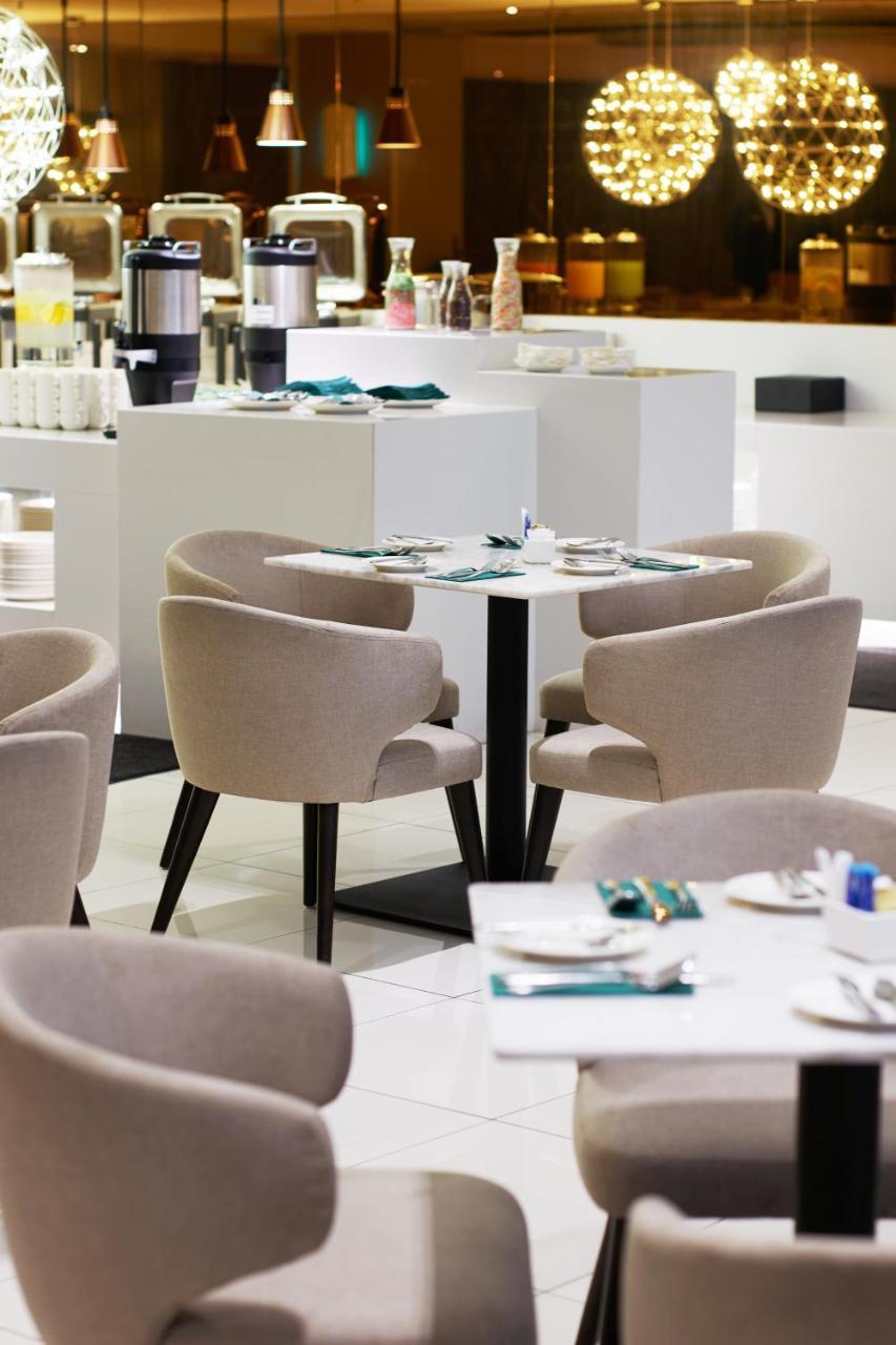 Cosmo 4* Kuala Lumpur