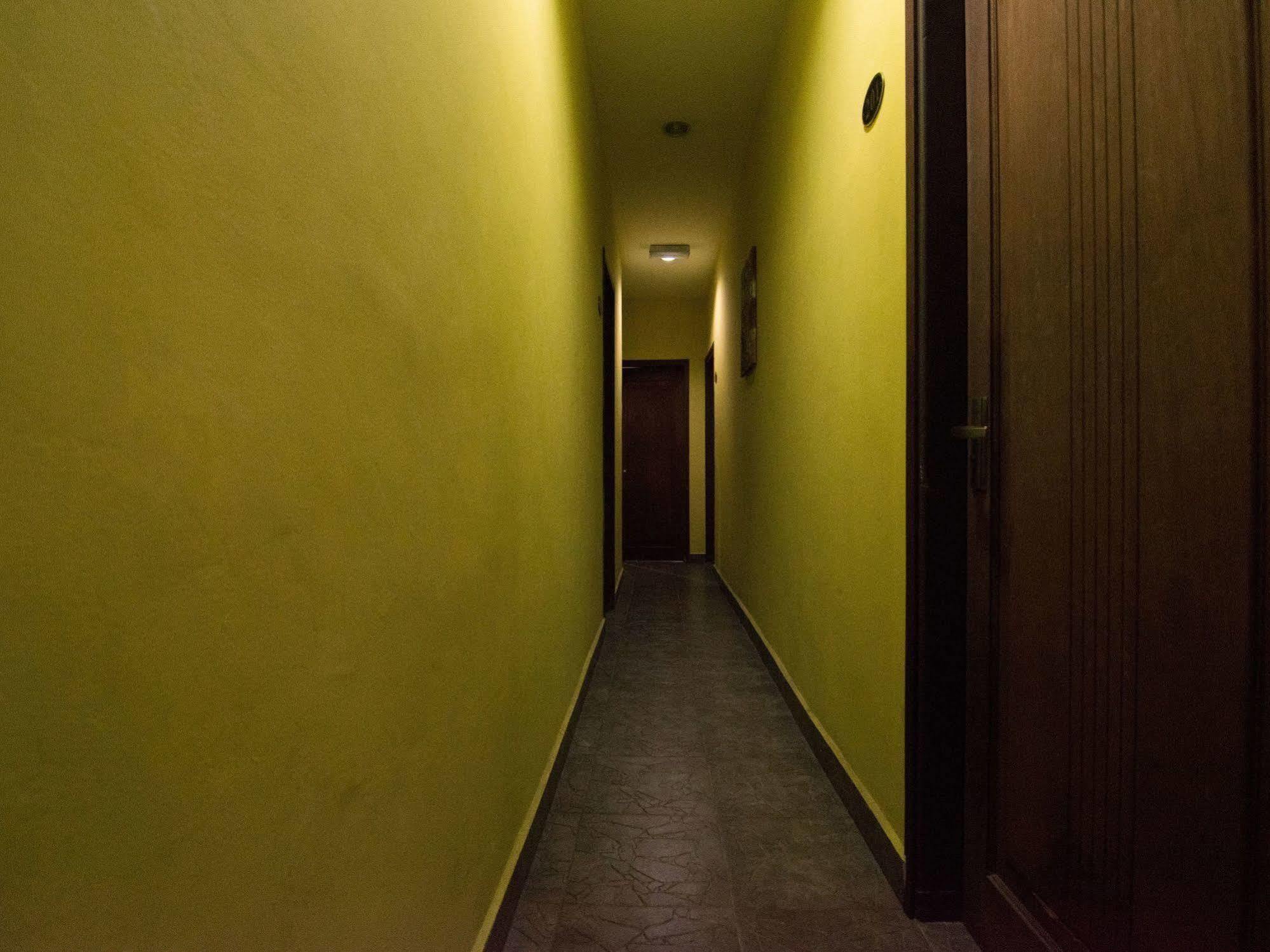 Oyo 109 V'la Park Hotel