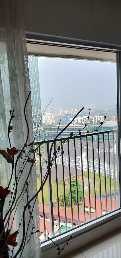 Aussie Bangsar Guest house 2*