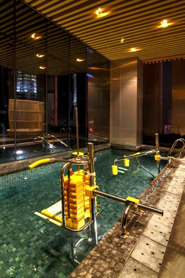 Tropicana The Residences Klcc By Luxury *