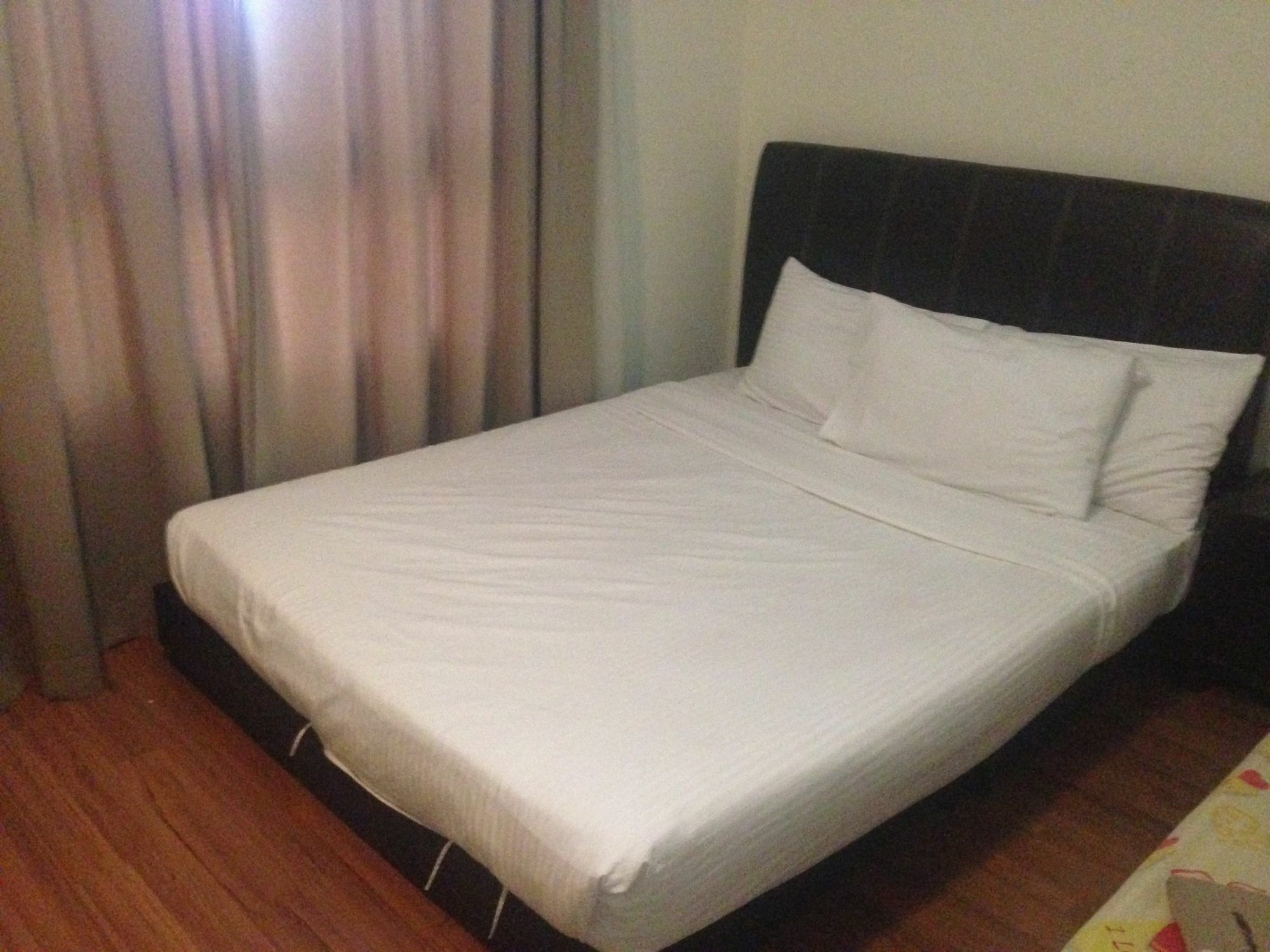 Apartment Kl Service At Taragon