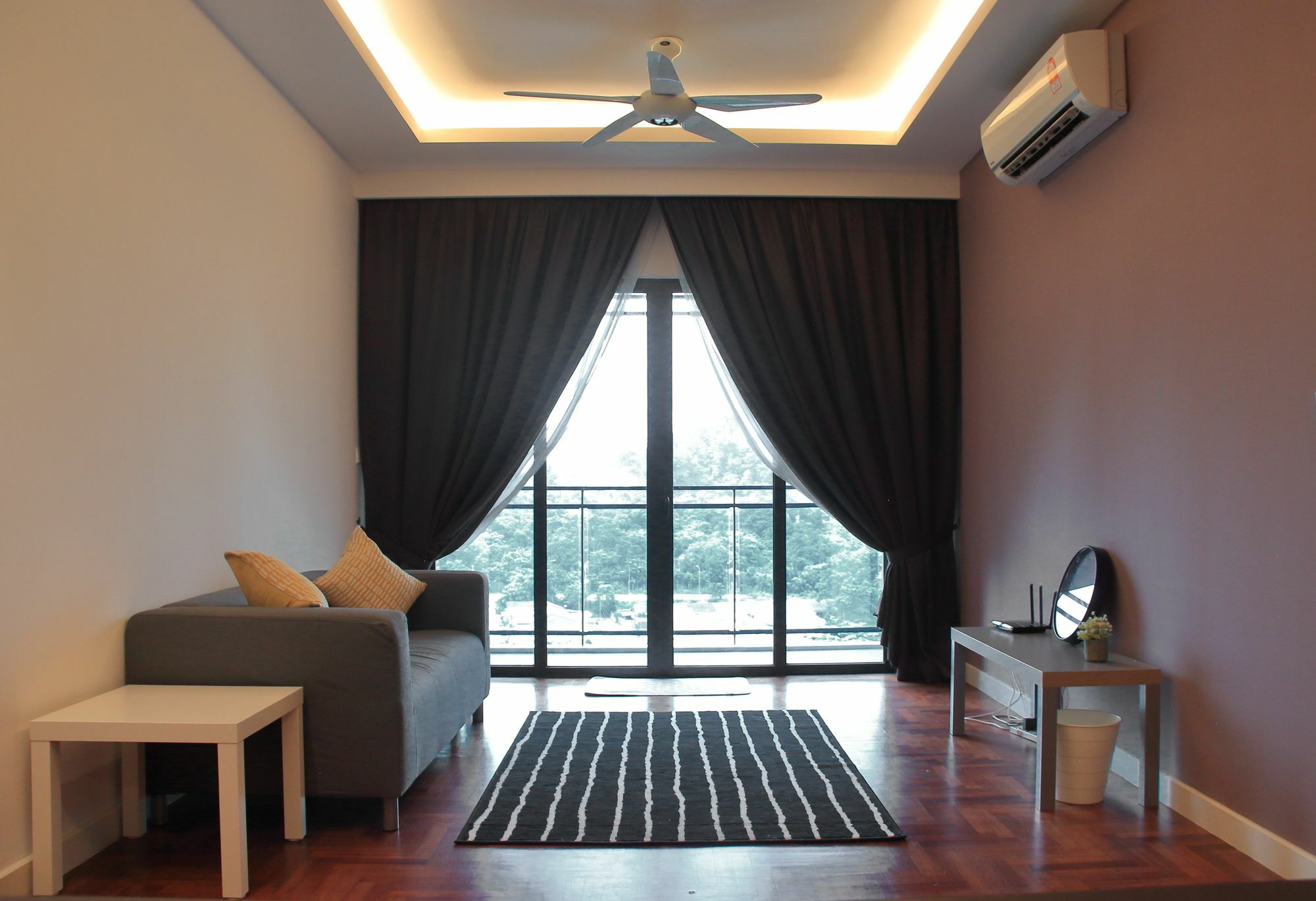 Residency V Apartment *