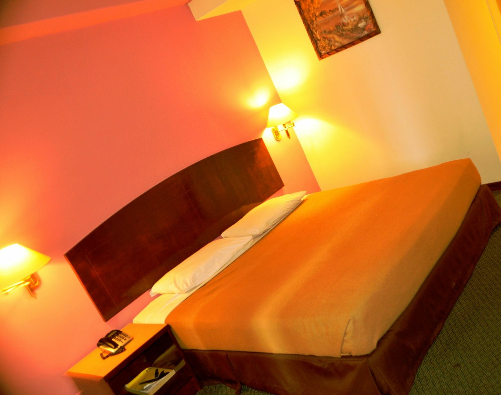 Hotel Caliber 3*