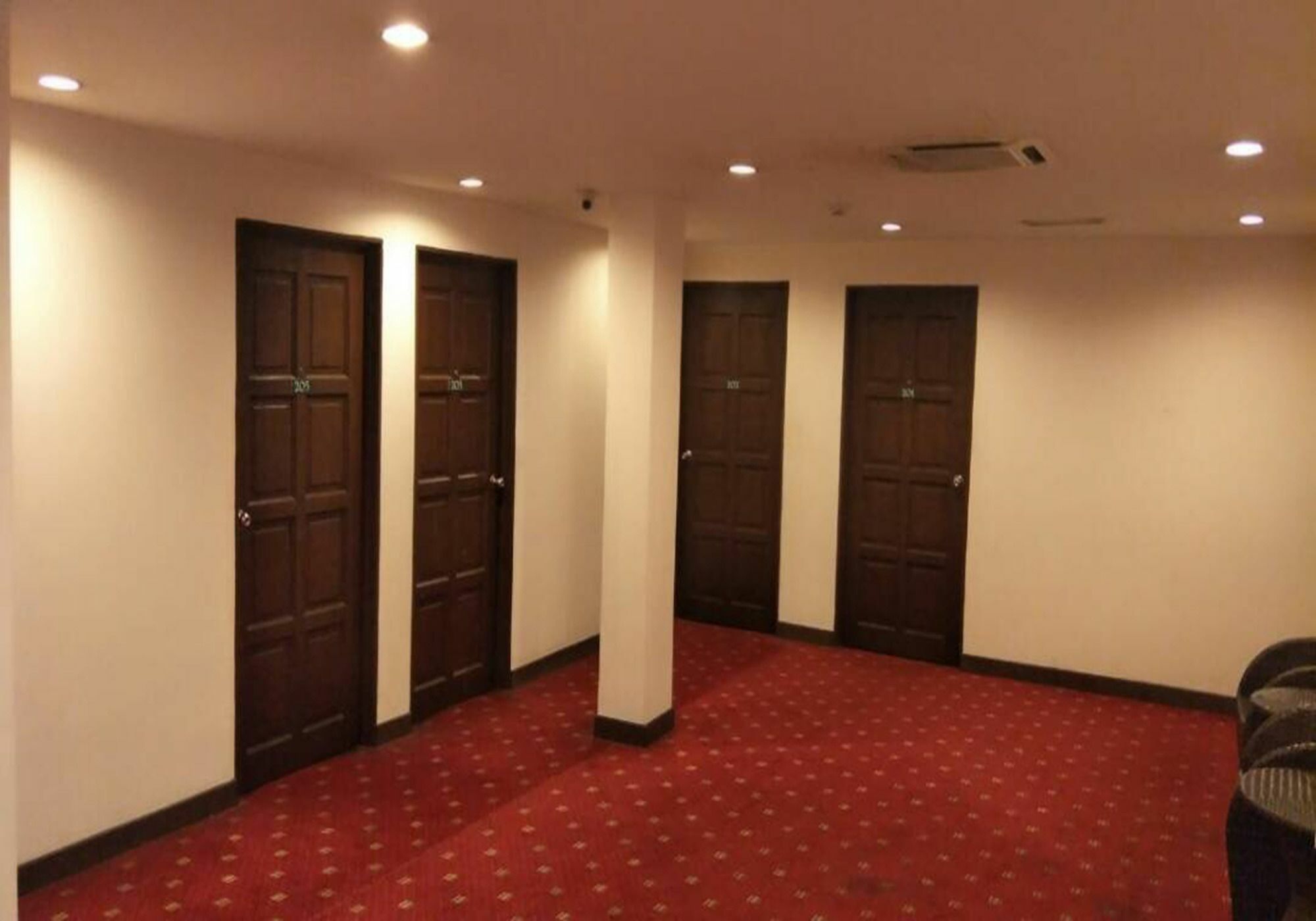 Hotel 1312