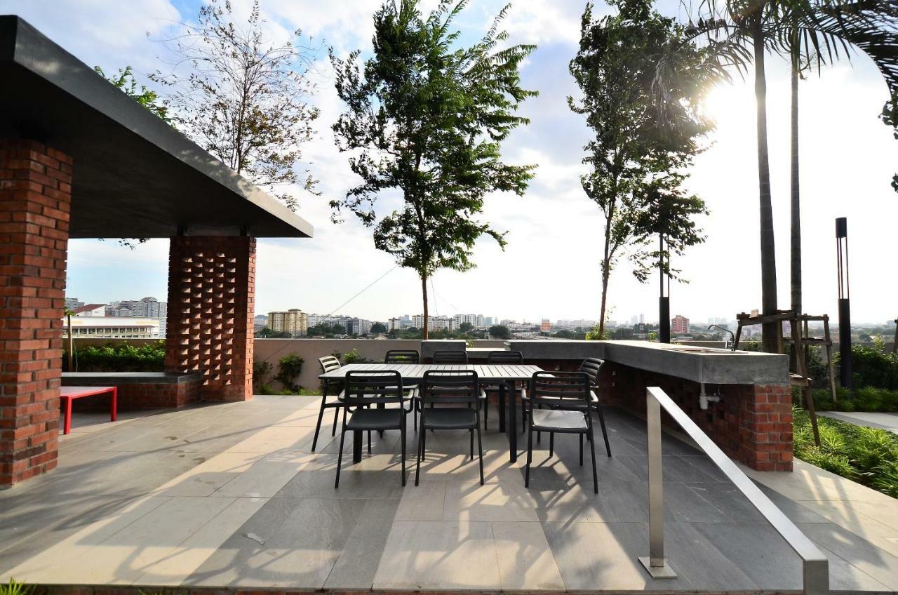 New Kl Pj @ 5min To Midvalley/sunway 6-8pax Homestay *