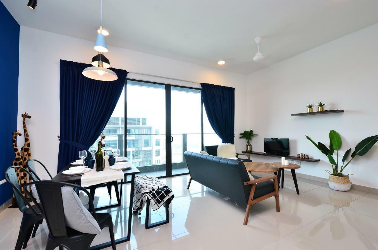 New Kl Pj @ 5min To Midvalley/sunway 6-8pax Homestay
