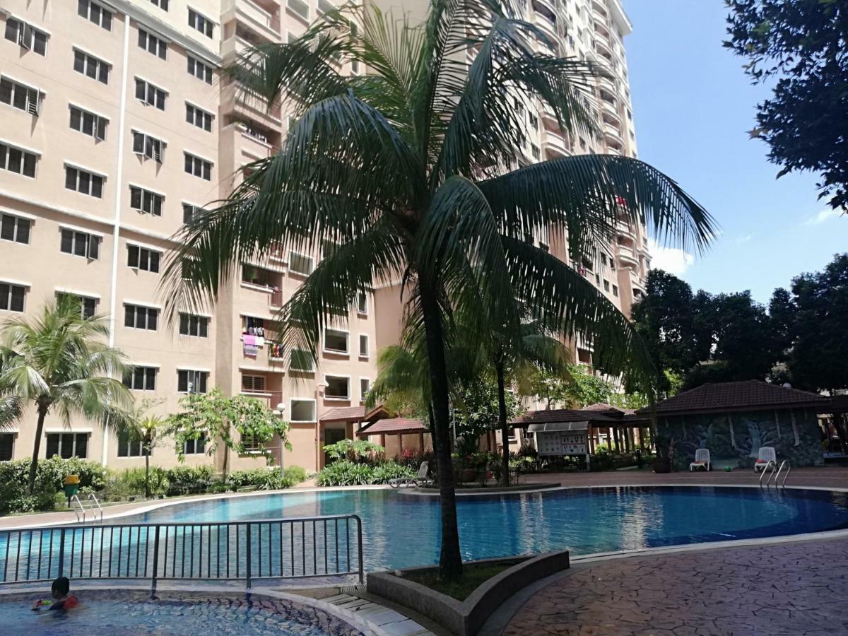 Homestay Kasyaf Hukm Cheras With Wi-fi Homestay