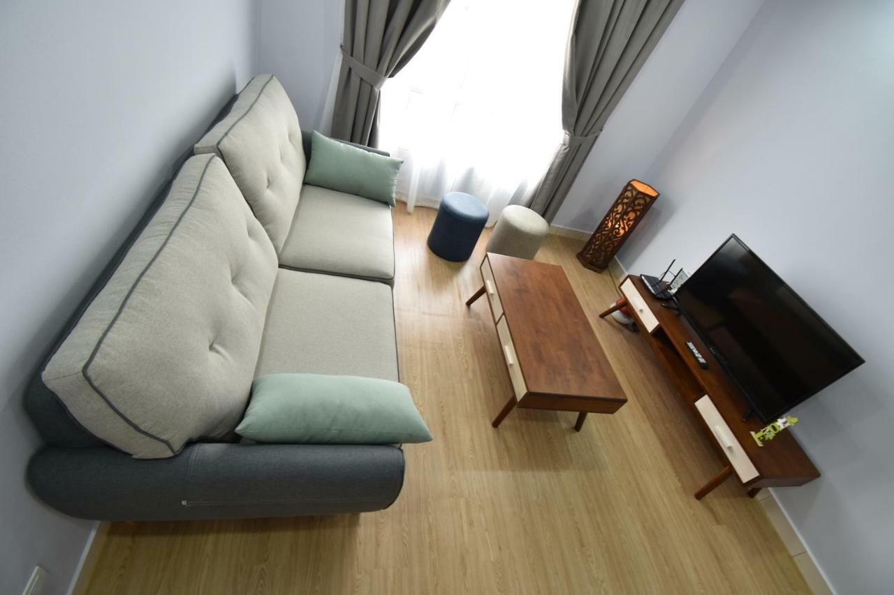 75m² 3 Slaapkamer, 2 Privé Badkamer In Genk *