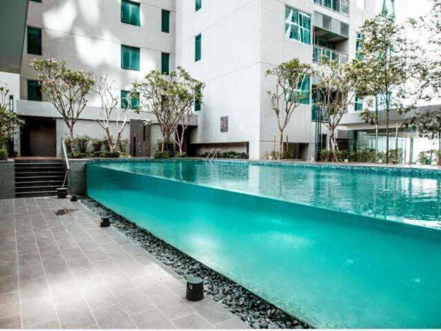 Arh Klcc Hostel *