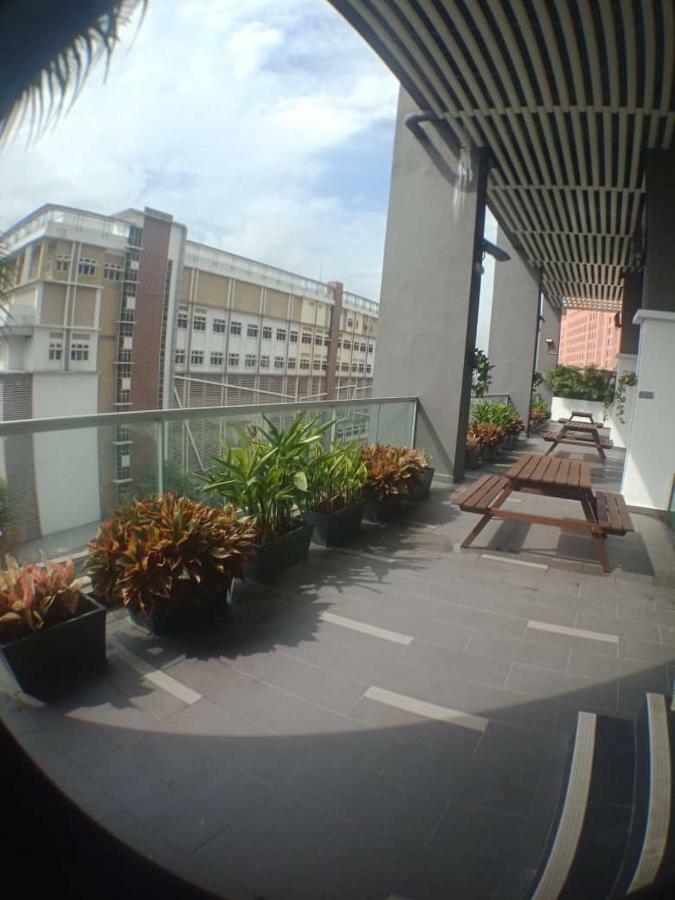 Vue Residences Service - 2 For 4 Pax Kuala Lumpur