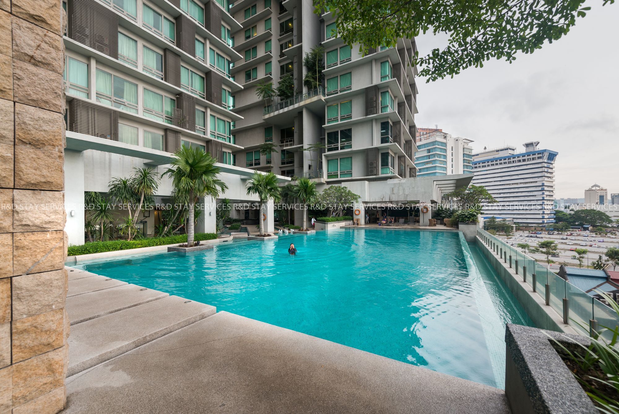 Apartment R&d Services *