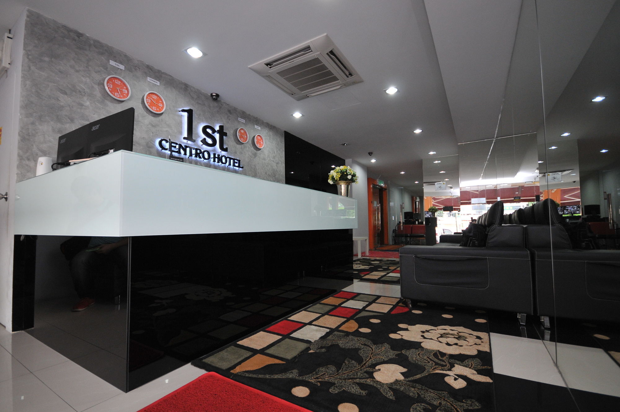 First Centro Hotel Hotel *