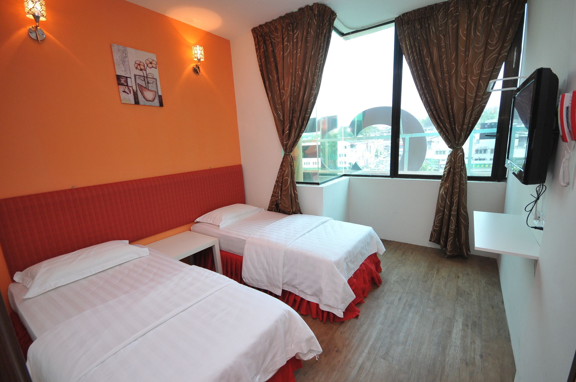 First Centro Hotel *
