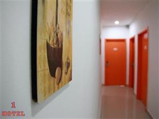 1 Kuchai Hotel