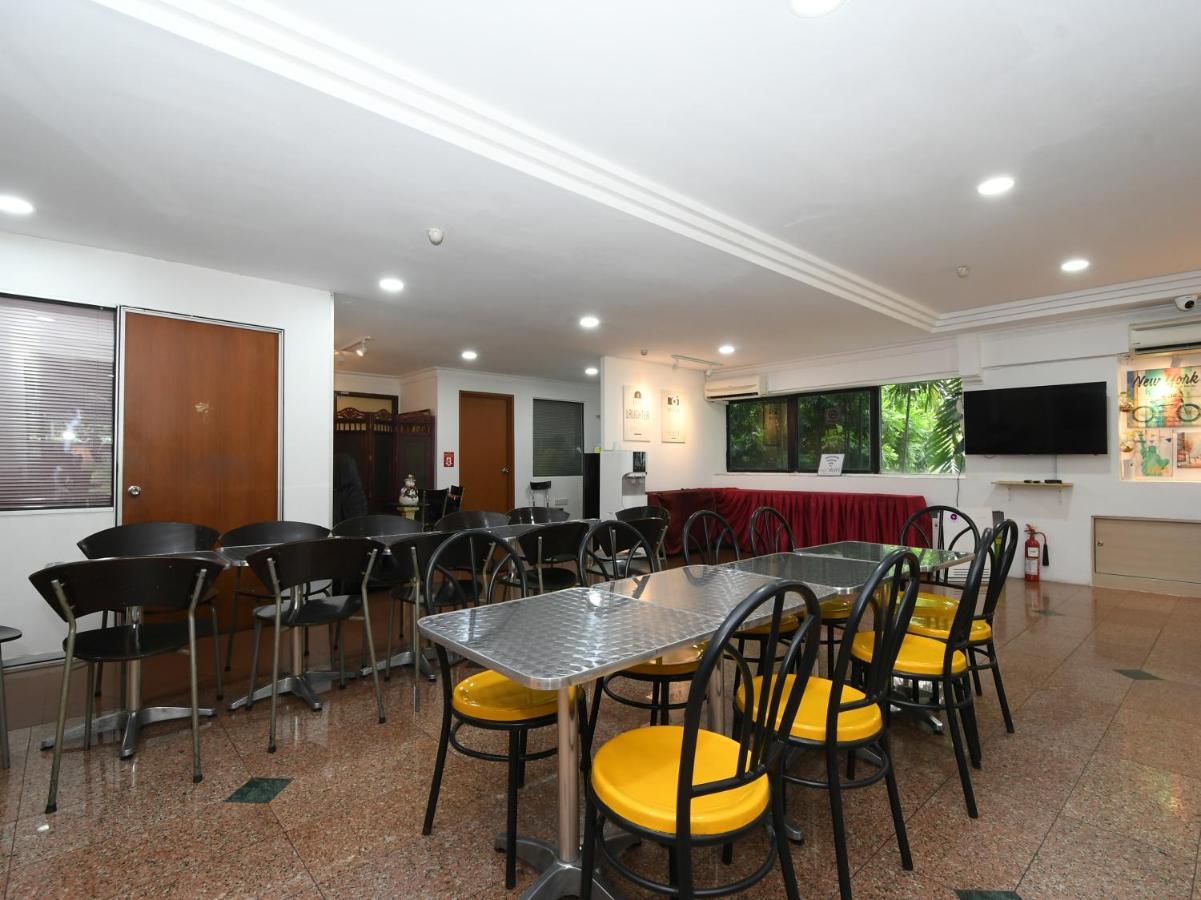 Oyo 390 Mayview Glory Kuala Lumpur