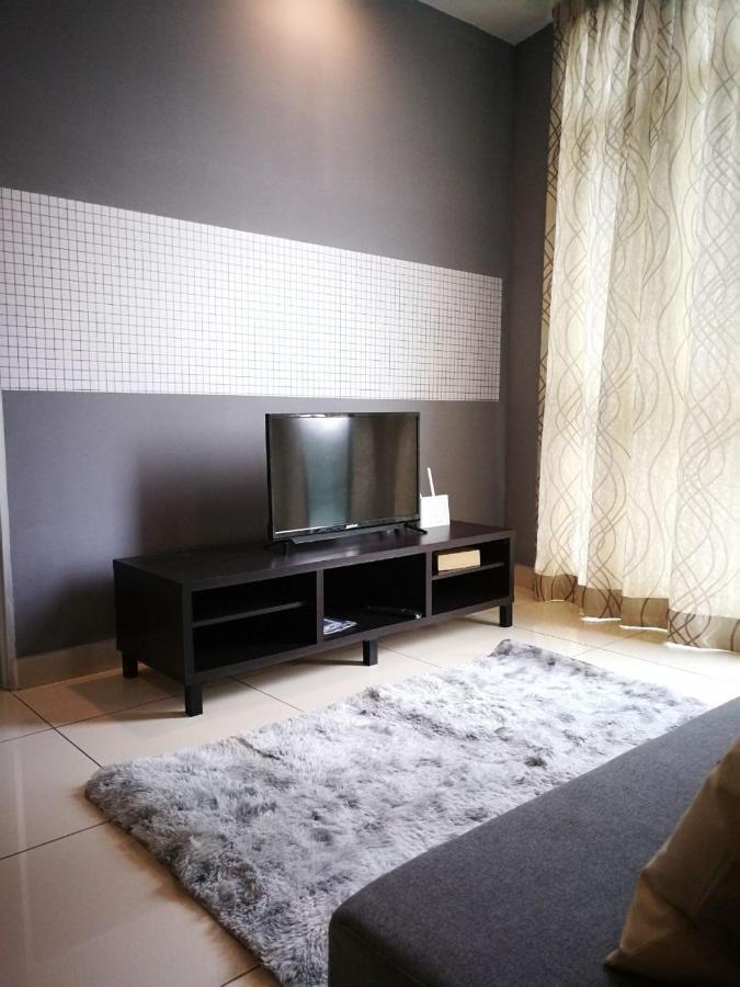 Apartment Central Homestay @ Sungai Besi, *