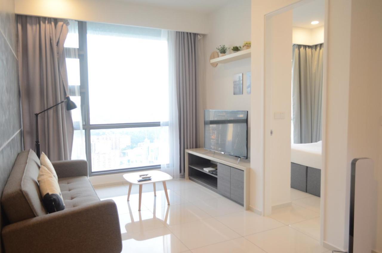 The Robertson By Kl Moonlight Suites Bukit Bintang Bed & Breakfast