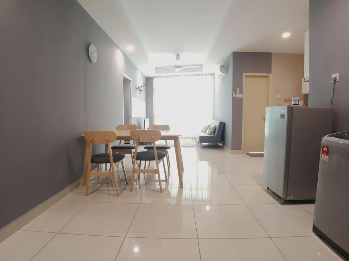 Central Homestay @ Sungai Besi, Kuala Lumpur