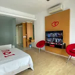 Private Jacuzzi Staycation At Kl City 152