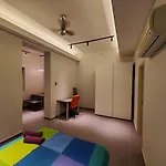 Parkview Service Apartments