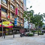 Super Oyo Capital O 90125 Hotel Grand Orchard
